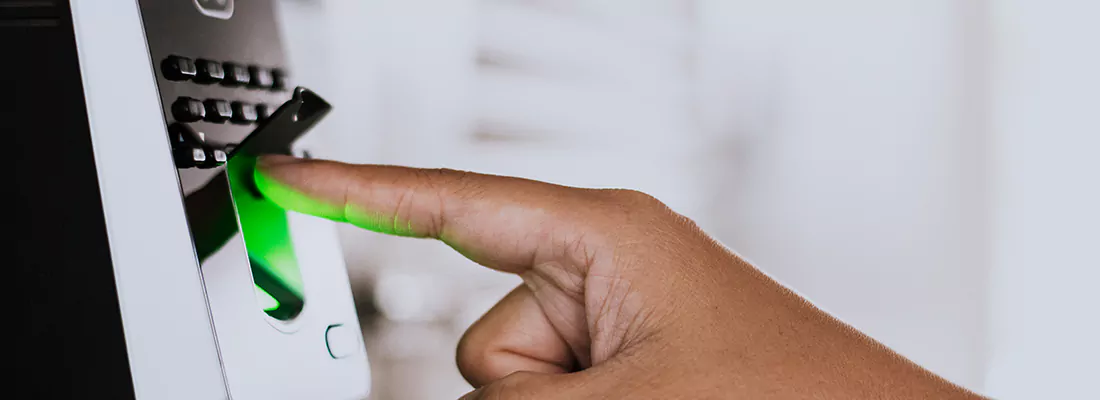 Smart Gate Locks with Remote Access Features in Boynton Beach, FL